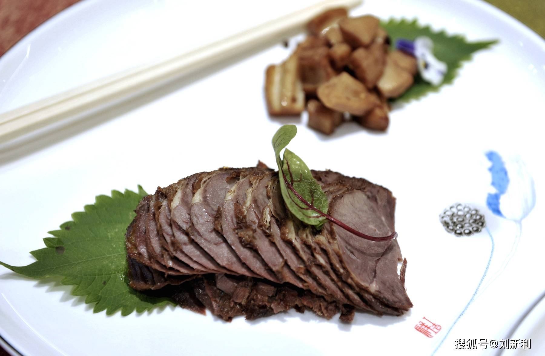 最新陕菜大全，与自然美景的美食探索之旅