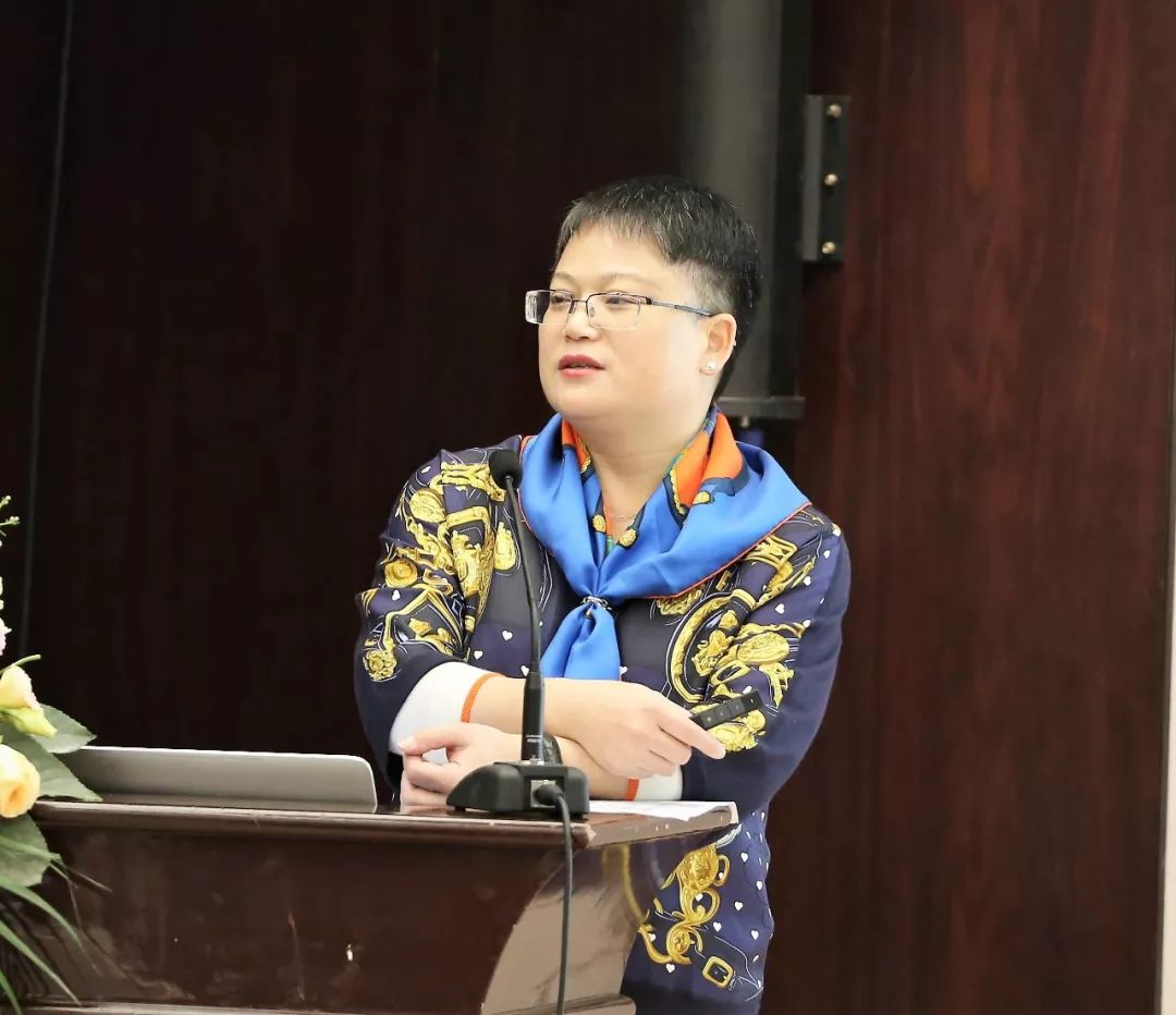 潘丽春最新发现，小巷中的美食秘境
